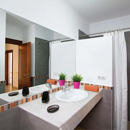 Playa Blanca Sleeps 10 Air Con Wifi * Playa Blanca (Lanzarote)