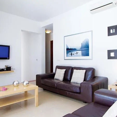 Βίλα Playa Blanca Sleeps 10 Air Con Wifi *